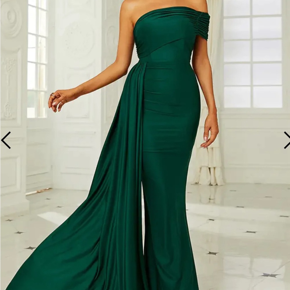 Emerald Green Formal Dress